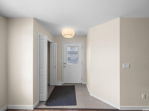 3rd image of UNIT 513-2315 McClocklin ROAD