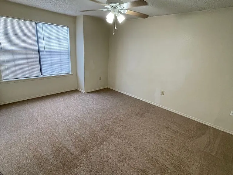 2705 Amanda Dr #A-D — Photo 20