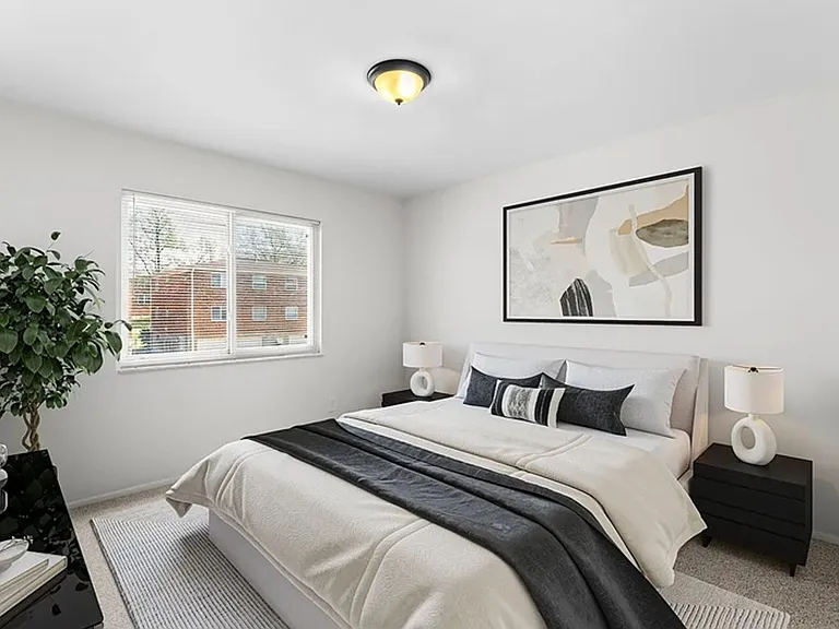 10017-10021 Rodium Dr — Photo 7