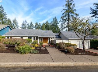 1776 White Oak Dr, Eugene, OR