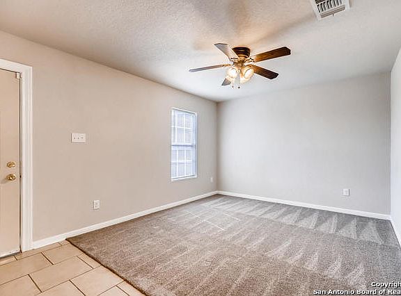 5th image of 631 Sutton Dr