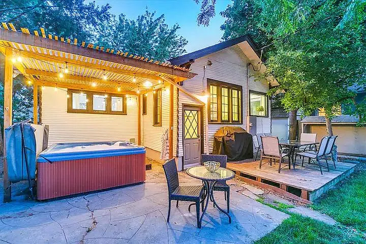 2116 W Bannock St — Photo 3