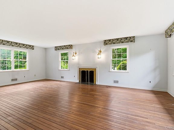 4th image of 14 Oak Lane