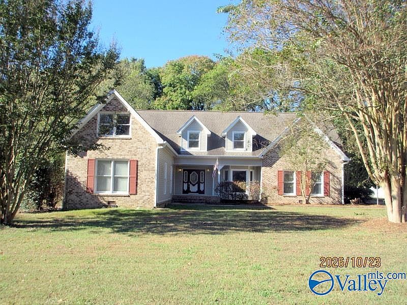 1st image of 923 Highland Dr