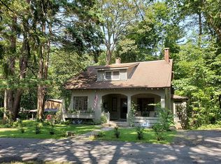 19 Pineridge Pl, Delmar, NY 12054