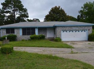 1040 Sawyer St, Pensacola, FL 32534