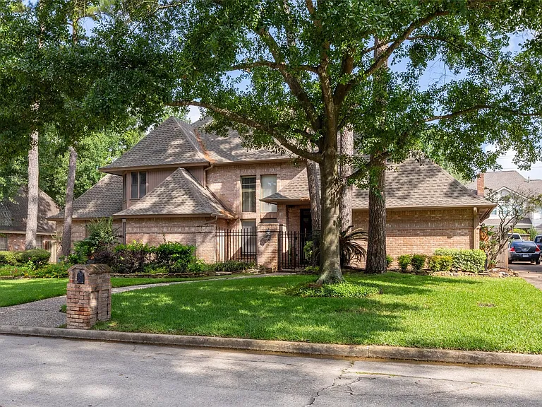 9714 Godstone Ln — Photo 47