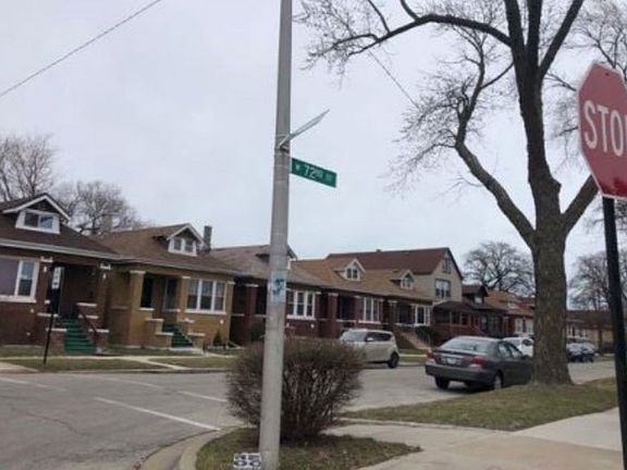 Exterior Neighborhood (street photo)