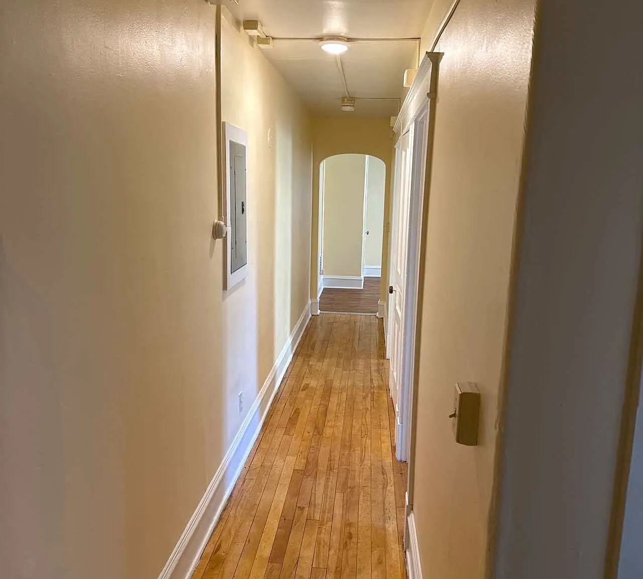 8-10 Isham Street — Photo 1