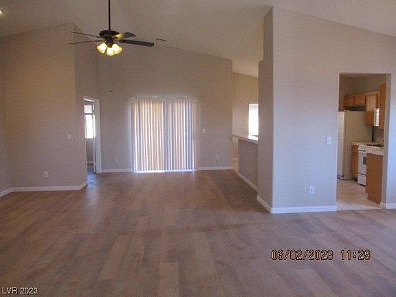 3rd image of 814 Elliot Park Ave