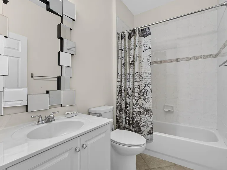 1724 Annandale Cir — Photo 17