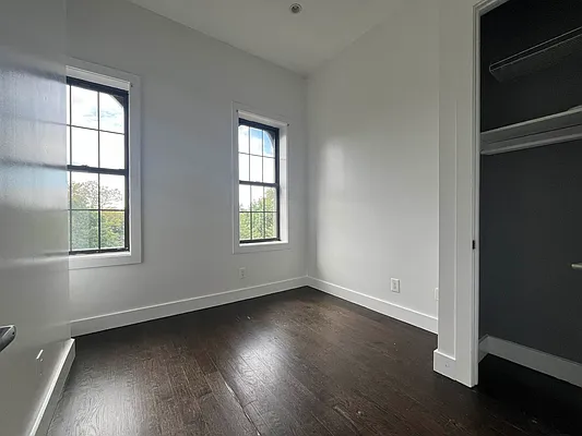 Rented by Yup Realty LLC | media 23