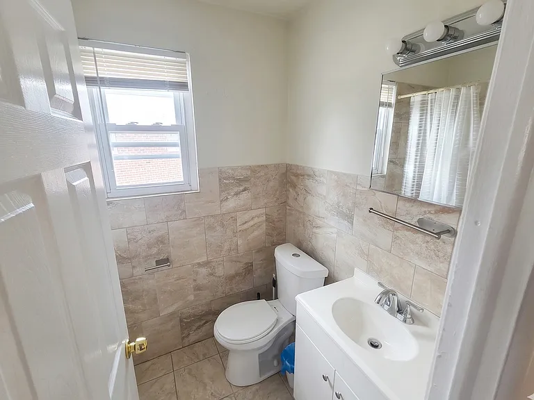 2726 Cranston Rd — Photo 17