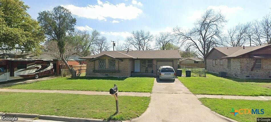 1st image of 610 E Jasper Dr