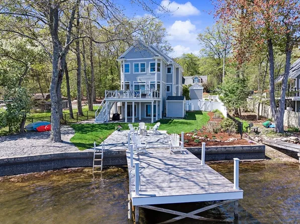 67 Oakhurst Rd, Hopkinton, MA 01748