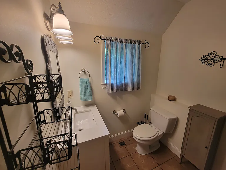 809 S Main St — Photo 14