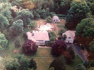 112 Burr St, Easton, CT 06612