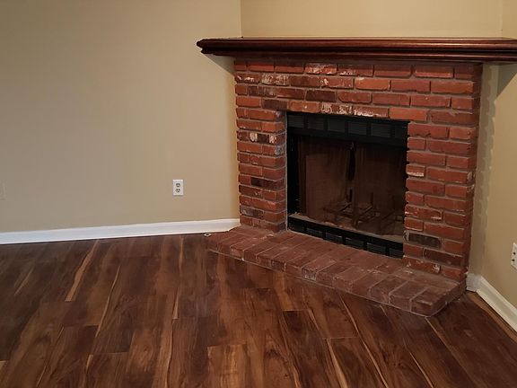 5th image of 9 E 133rd St