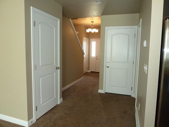 2nd image of 3275 W Desert Lily Dr