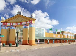 1911 Oakdale St, Houston, TX 77004