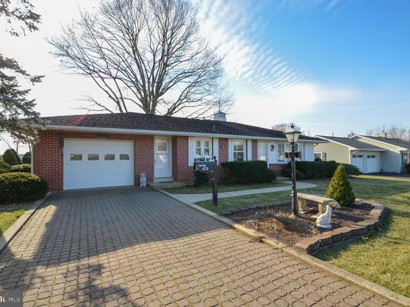 4628 Sieger Rd, Orefield, PA 18069