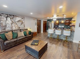 600 N Kensington Dr #16, Appleton, WI 54915