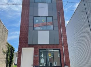2153 N Franklin St, Philadelphia, PA 19122