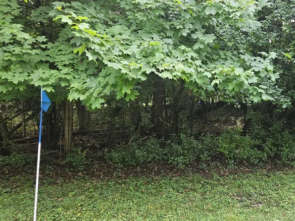 W S 42ND STREET, Greenfield, WI 53220