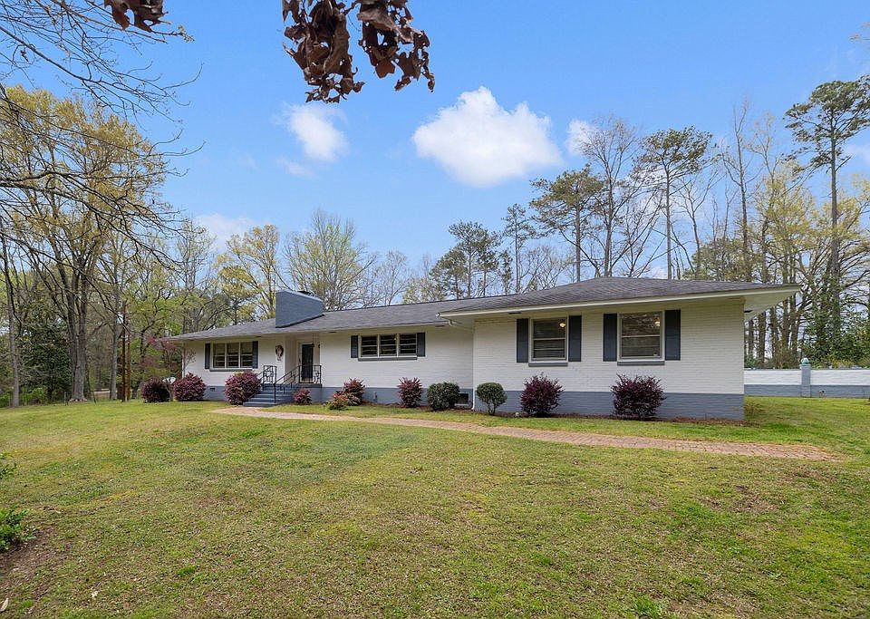 130 Old Abbeville Hwy, Greenwood, SC 29649 Zillow