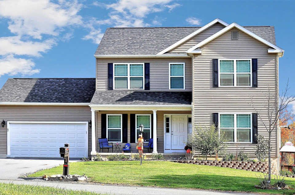 1st image of 733 Morgan Ct