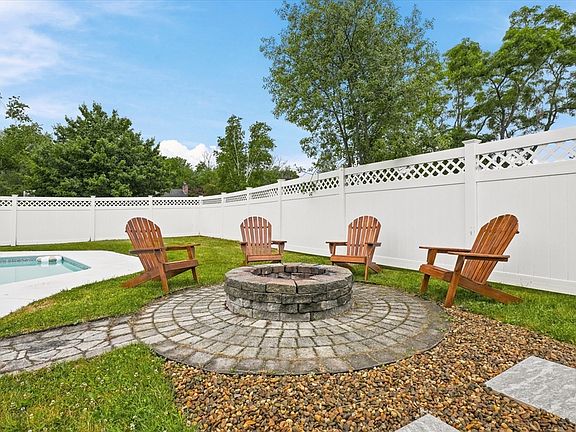 5th image of 25 Lavalley Ln