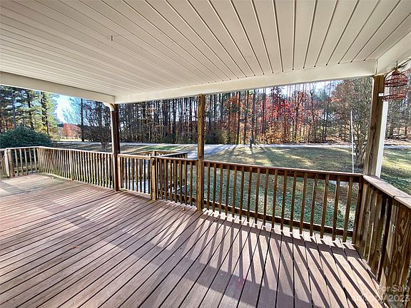 2nd image of 187 Deerchase Cir