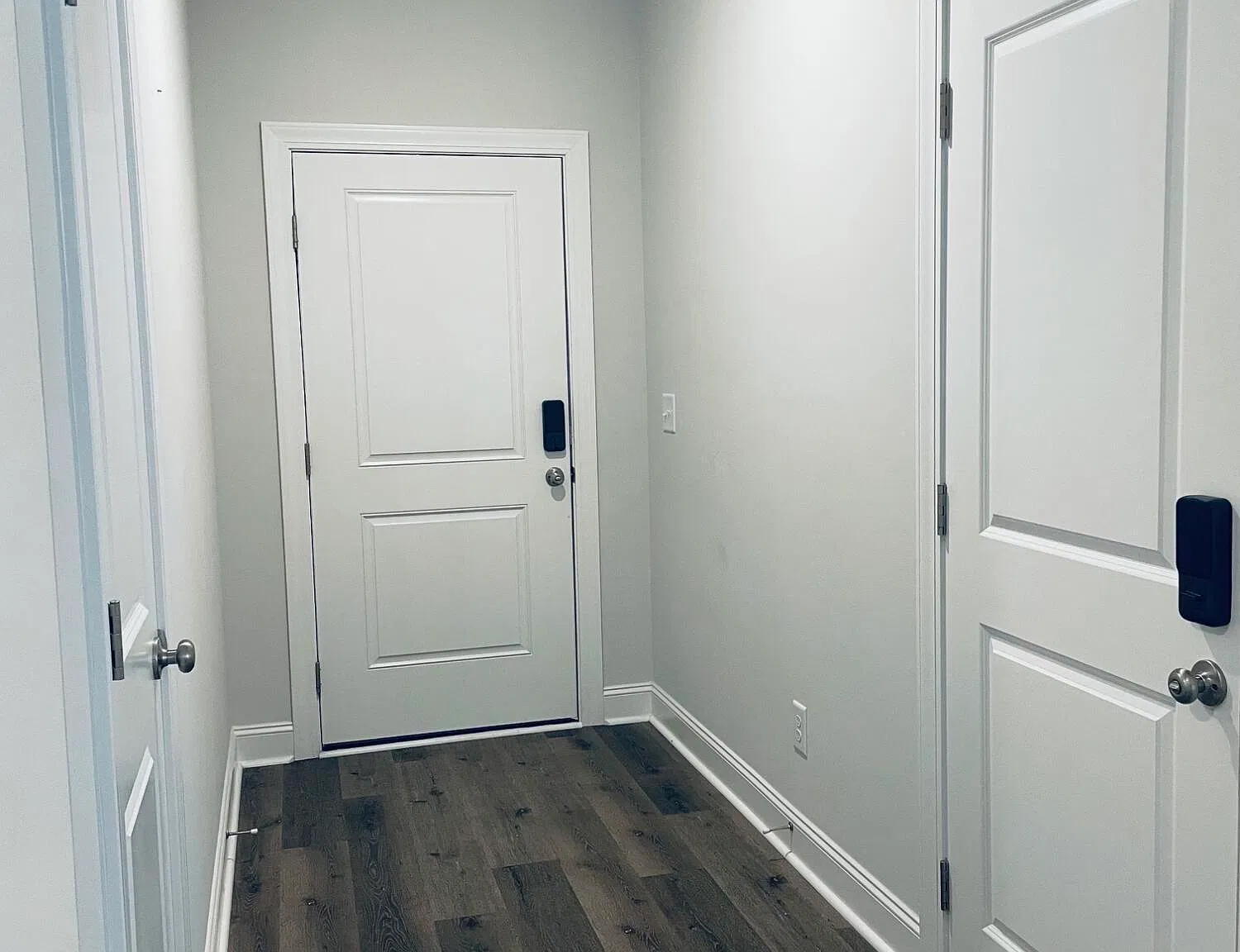 3 bed, 3.0 bath, $2,150 — Photo 3