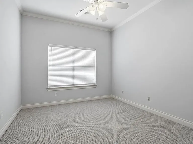 1414 Caravelle Ct — Photo 14