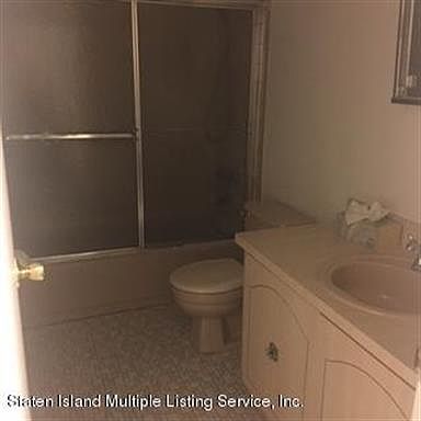 2nd image of 19 Gina Ct