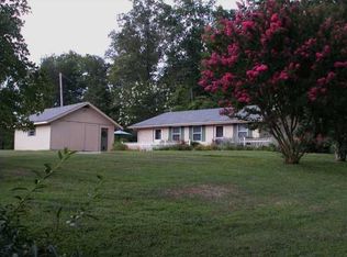 1384 County Line Rd, Rock Spring, GA 30739