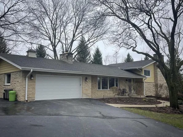 19165 Benington DRIVE, Brookfield, WI 53045