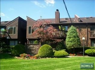 333 Liberty St APT 5, Little Ferry, NJ 07643