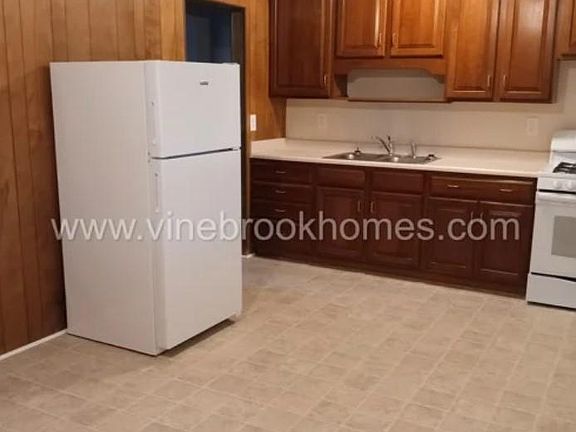 4th image of 10929 Crystalhill Ct