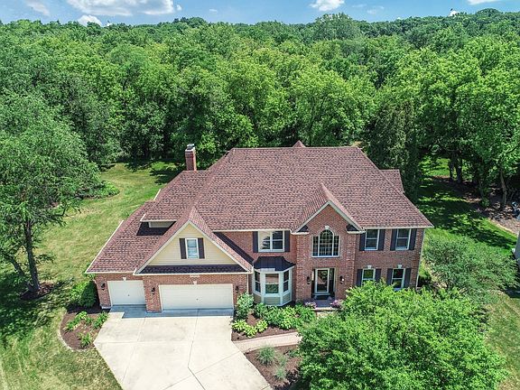 2nd image of 42W035 Retreat Ct