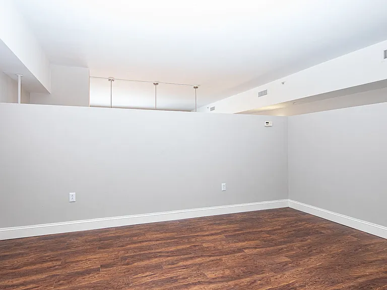 Metro On Granby Apartments — Photo 42