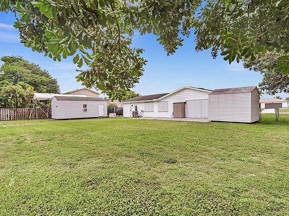 4th image of 7313 Oakmont Drive