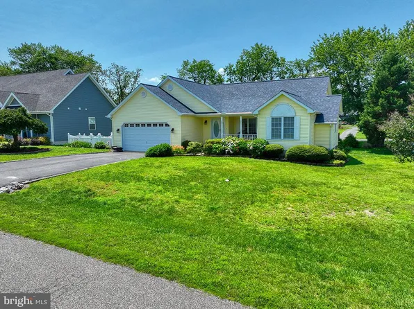 306 Country Pl, Millsboro, DE 19966