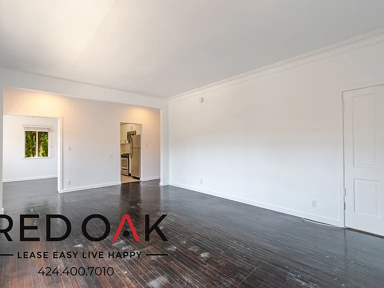 5443 Harold Way #5443-1/4-5 — Photo 13
