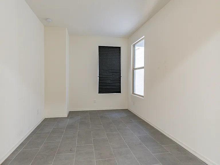 8014 W Orange Dr — Photo 36