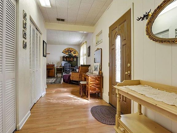 5th image of 1023 Leisure Ave