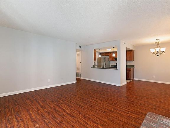 5th image of 9489 Fairgrove Ln Unit 104