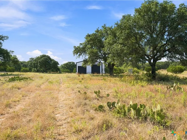 703 Blackbuck Ridge Dr, Lampasas, TX 76550