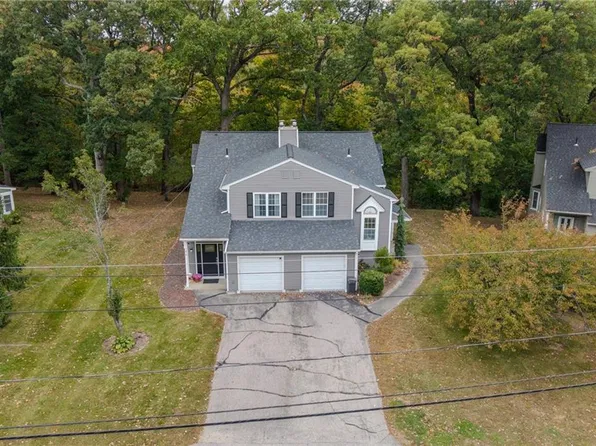 7 Nipmuc Trl #A, North Providence, RI 02904