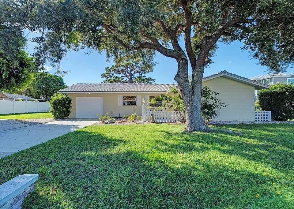 1st image of 417 Golden Beach Blvd